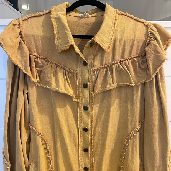 NWOT - Studded and Ruffled Long Shacket - Picture 4 of 6